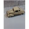 Image 2 : (2) Die Cast Models (1:32 Scale) - 1938 Chevy Master Deluxe & 1926 Chevy Superior Coupe