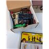Image 2 : HO Scale Train Figurines - Assorted