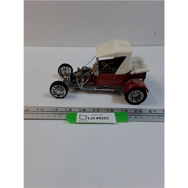 Die Cast Model (1:18 Scale) - Ford T Bucket Roadster