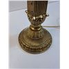 Image 2 : Brass Vintage End Table Lamp - 28" x 14" - PICK UP