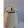 Image 5 : Brass Vintage End Table Lamp - 28" x 14" - PICK UP