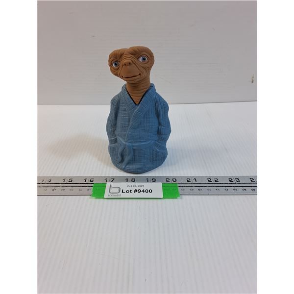 E.T. Avon Bubble Bath Figurine - Has Contents - CANNOT SHIP