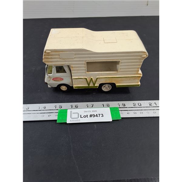 Vintage Tonka Winnebego - 6" Long