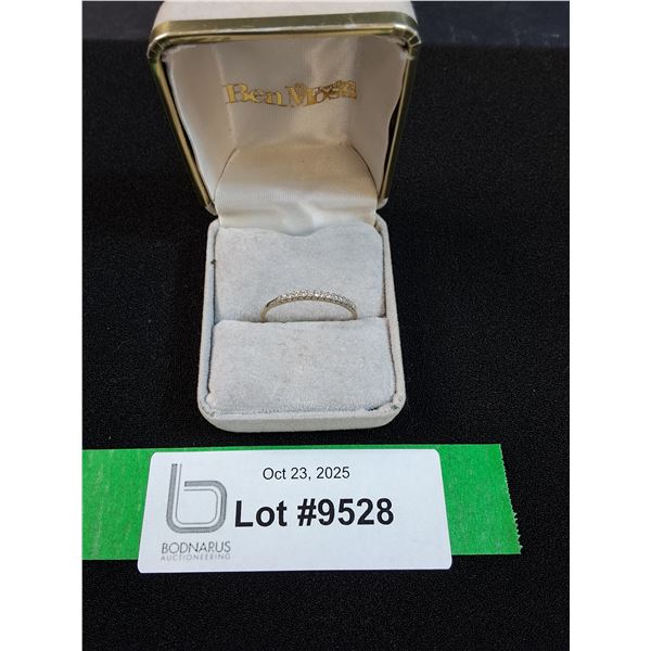 ^ White Gold & Diamond Ring - 14kt - Size 10.75 - w/Case