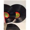 Image 2 : (2) Records: The Beatles & Barbra Streisand