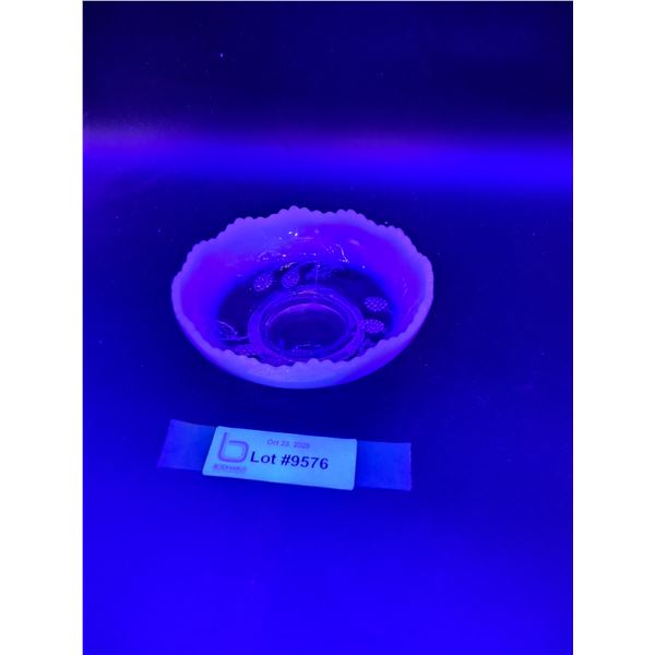 Jefferson White Vaseline Glass Dish - Grape 