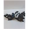 Image 5 : Artline Brand Weighted Skunk Outdoor Figurine Family - 7" & 4" Tall