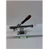 Image 1 : Mountable Wine Cork Remover - 13" x 10" x 3"