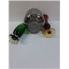 Image 6 : (3) Vintage Style Glass Vases - Various  - 9" & 7" & 6"