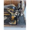 Image 2 : Vintage Singer Sewing Machine - As Is - Has Carrying Case, Some Wear, CANNOT SHIP, HEAVY