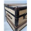 Image 3 : * Vintage Steamer Trunk - Some Wear - 30" x 18" x 16" - PICK UP ONLY