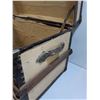 Image 5 : * Vintage Steamer Trunk - Some Wear - 30" x 18" x 16" - PICK UP ONLY