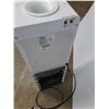 Image 4 : *Master Chef Water Cooler/Dispenser- Powers On 36" Tall, Cannot Ship