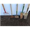 Image 2 : **Pitchfork, Spades, Hoe, Ice Chipper, Cannot Ship