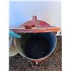 Image 2 : **Industrial Garbage Can 16.5" Tall, Galvanized Tub & Watering Can, Cannot Ship