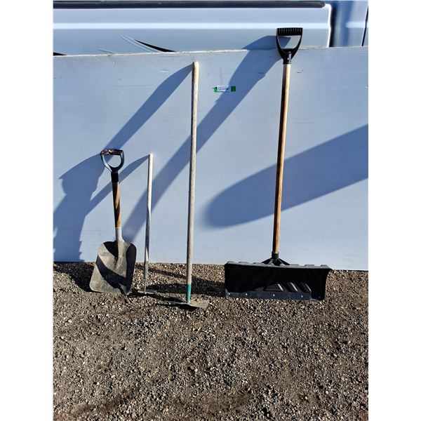 **Plastic & Metal Shovels & Hoes Up to 52.5", Cannot Ship
