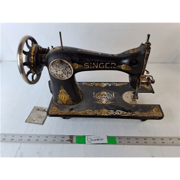 Vintage Singer Sewing Machine- As Is, Cannot Ship