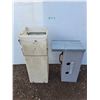 Image 1 : ** (2) Live Animal Traps (32x12x12" & 26x10x10") Pickup Only