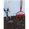 Image 2 : ** Aerator, Hedge Trimmer - Extendable, Hoe - Pickup Only