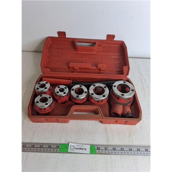 Pipe Threading Dies With Case