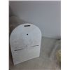 Image 3 : Mailbox and Bathroom Light Fixture (NIB)