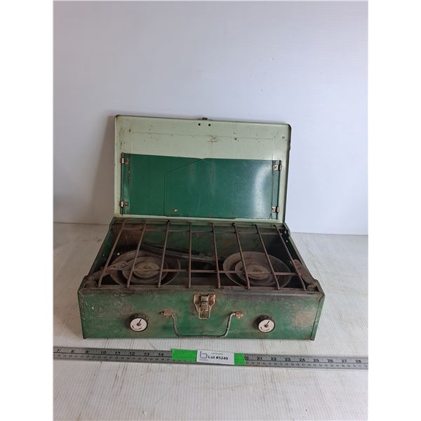 Vintage Coleman 426D Camp Stove
