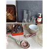 Image 4 : Decorative Wicker Baskets, Serving Platter, Travel Iron, Light Fixture, Soup Bowl, Vases, Misc
