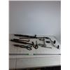 Image 1 : Tin Snips, Braces, Pry Bar, Scissors, Misc