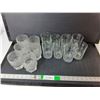 Image 1 : (14) Glasses Up to 4.5"