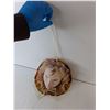 Image 3 : (2) Decorative Porcelain Mask/Face Figurines