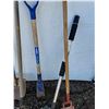 Image 5 : **Shovel, Rake, Gardening Hoe, Brush, Ice Scraper - Cannot Ship