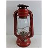 Image 2 : Taymor Red Barn Lantern