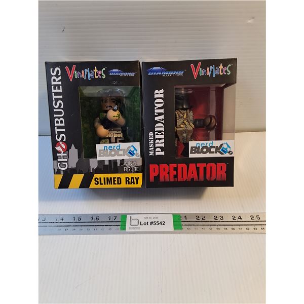 (2) Vinimates Figurines-Slimed Ray and Predator