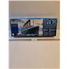 Image 1 : 1:570 Scale Titanic Famous Ocean Liner-sealed