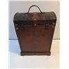 Image 3 : (2) Bottle Wine Case