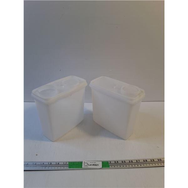 (2) Tupperware Cereal Conatiners 8x3x8"