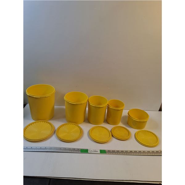 (5) Yellow Vintage Tupperware Containers Up to 7x8"