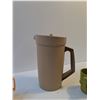 Image 4 : Pitcher and 4 Mugs (Tupperware)