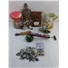 Image 3 : Storage Trunk 16x12x8", Sea Shells, Metal Wall Sconce, Wood Plaque Thermometer, Hudson Sprayer, Misc