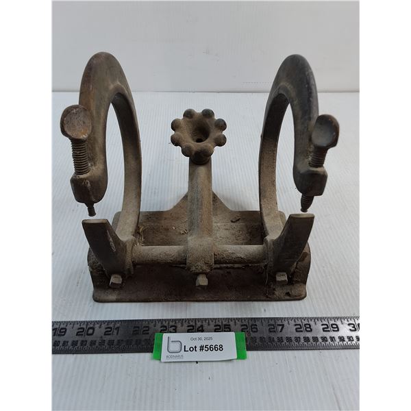 Vintage Skate sharpening Clamp - Pickup Preferred