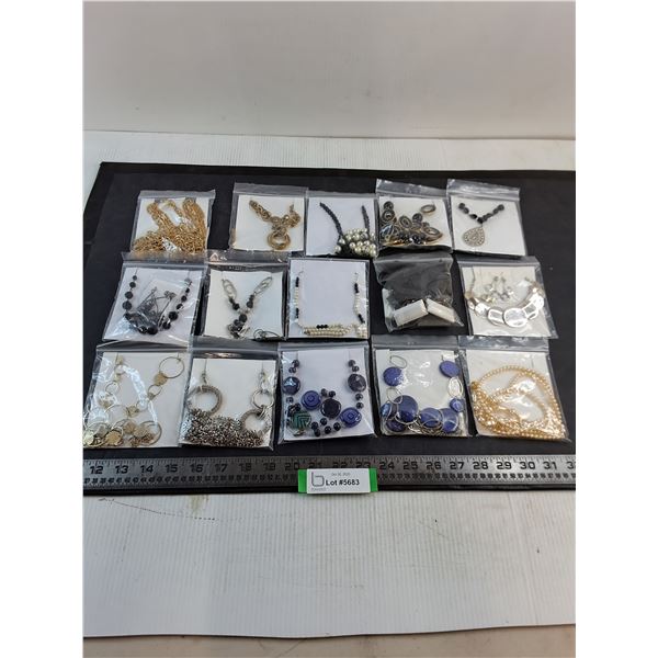 (15) New Costume Jewelry Necklaces