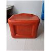 Image 2 : 5L Jerry Can & Snow/Ice Windshield Cover, Appears NIB