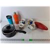 Image 1 : Revere Ware Pot with Lid, (4) Mugs, Water Bottle, Misc.