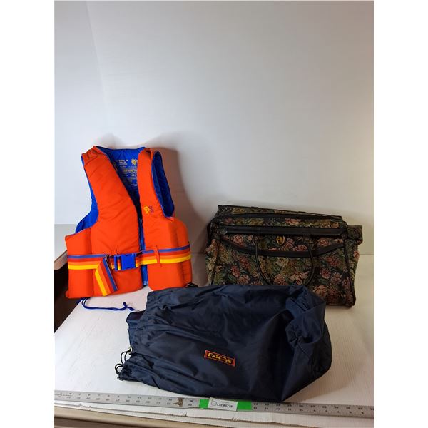 (2) Bags & XXL Lifejacket