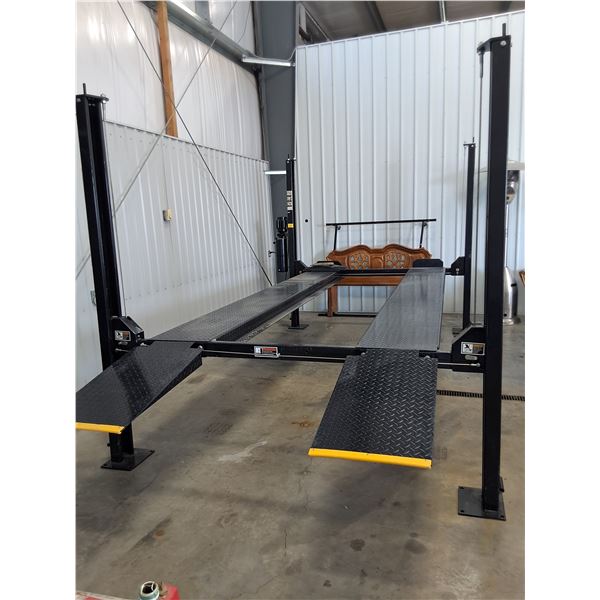 2014 Atlas Vehicle Hoist-comes with Manual