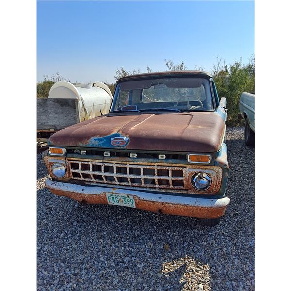 1965 F100 Truck-for parts
