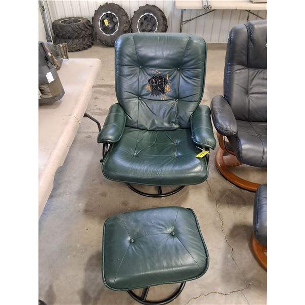 Ducks Unlimited Leather Reclining Swivel Chair with Footstool