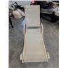 Image 1 : Adjustable Patio Lounger