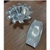 Image 1 : (2) Stainless Steel Decorative Pieces