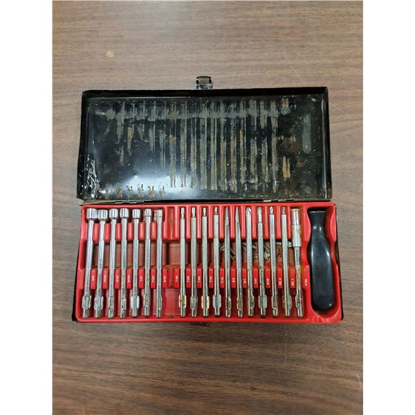 Manual Screw/Nutdriver Set-missing 1 piece